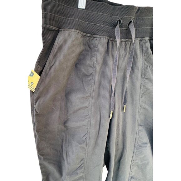Lululemon Women's 8 Black Dance Studio Mid Rise Jogger Pockets Pants - Picture 4 of 7